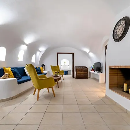 Iridanos Cave House Villa
